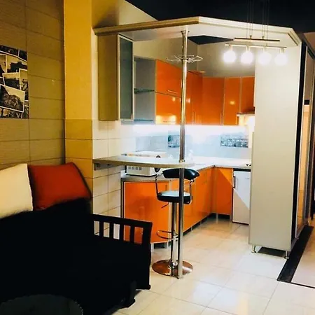 в центрі на куліша з двома спальнями *