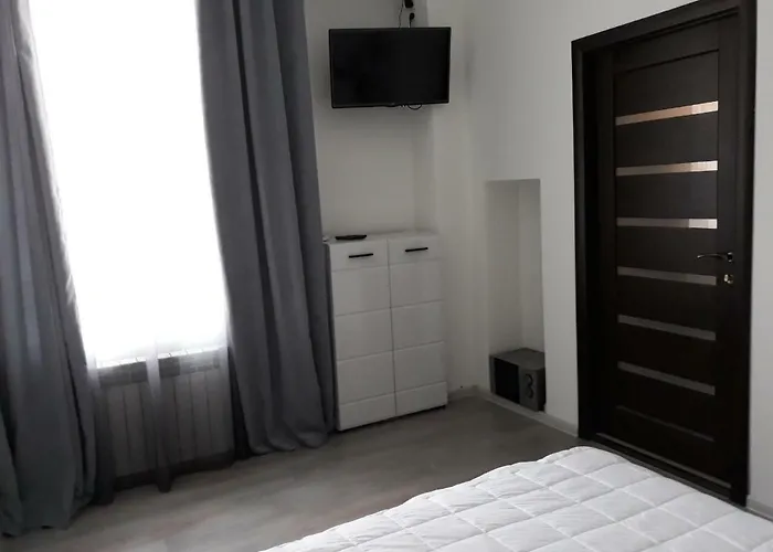 в центрі на куліша з двома спальнями 利沃夫